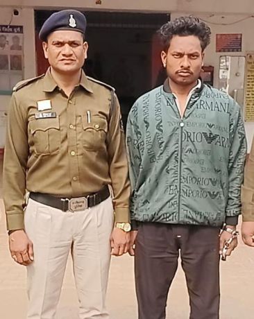 1.7 किलो गांजा सहित युवक गिरफ्तार