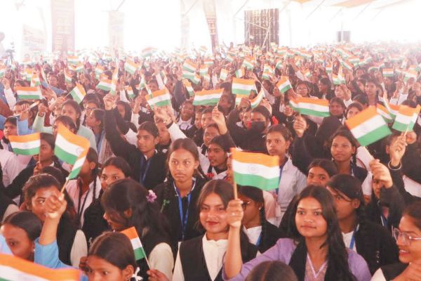 कपिध्वज करियर गाइडेंस से हजारों विद्यार्थियों को मिली नई दिशा