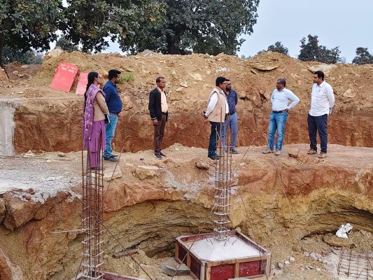 जल जीवन मिशन के कार्यों का निरीक्षण, काम में तेजी लाने के निर्देश