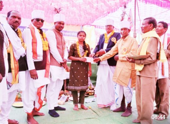 युवाओं को सकारात्मक दिशा में आगे बढ़ाने पर जोर