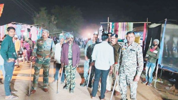 मड़ई मेला, बाजार एवं भीड़-भाड़ वाले क्षेत्रों में असामाजिक तत्वों पर नजर, बड़ी संख्या में लोहे के कड़े जब्त