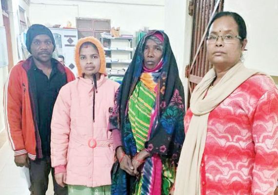  गुम महिला को ढंूढकर  परिजनों को सौंपा