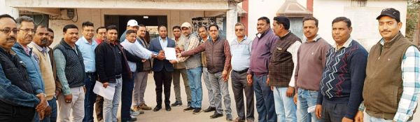 प्रथम नियुक्ति तिथि से सेवा गणना कर एल.बी. संवर्ग के शिक्षकों को पूर्ण पेंशन देने की मांग