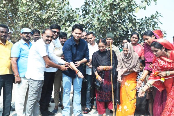 शीतला तालाब में नाली निर्माण का भूमिपूजन