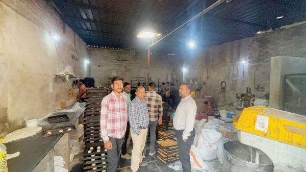 गंदगी, ब्रेड फैक्ट्री सील