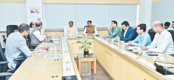 तीन रेल कारीडोर के लिए राज्य ने दिए 84 करोड़