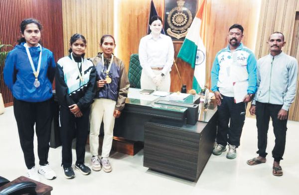 क्रॉस कंट्री दौड़ में नांदगांव की बेटियों ने किया शानदार प्रदर्शन