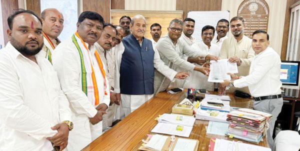 एसआईआर: मतदाता सूची से बड़े पैमाने पर नाम विलोपन, लोकतंत्र पर सीधा हमला- कांग्रेस