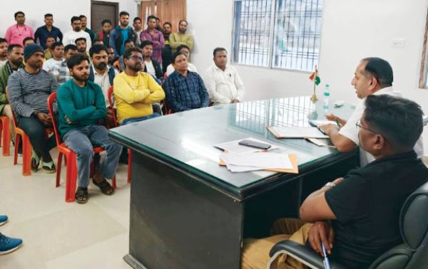  साइबर अपराध रोकथाम पर जागरूकता बैठक