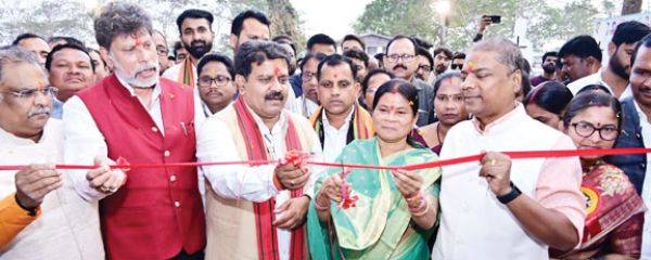 जनजातीय गौरव वाटिका का उप मुख्यमंत्री, वन मंत्री और विधायक ने किया लोकार्पण