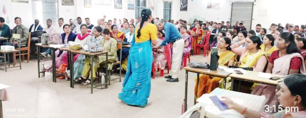 बालवाड़ी, बच्चों के समग्र विकास के लिए महत्वपूर्ण समय - प्राचार्य