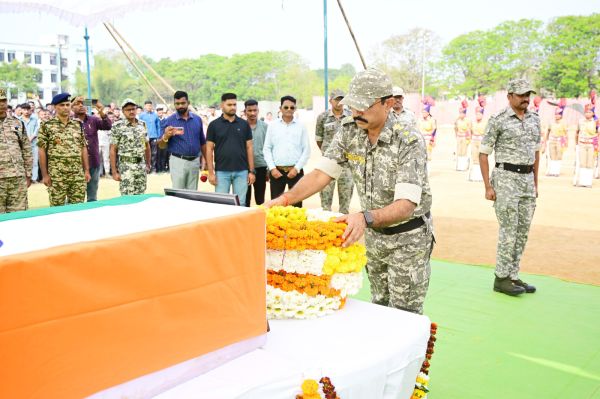 शहादत का लिया बदला, गढ़चिरौली पुलिस ने मार गिराए 7 नक्सली