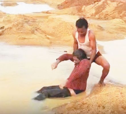 महानदी घाट पर मिली लाश