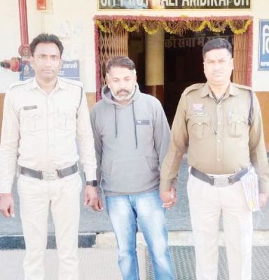 विदेश में क्रिकेट खेलवाने का झांसा दे 15.38 लाख की ठगी, आरोपी गिरफ्तार