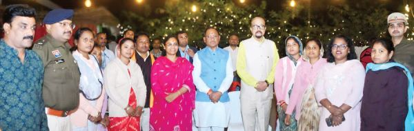 राज्यपाल और मुख्यमंत्री ने केशकाल में सडक़ उन्नयन कार्य का लिया जायजा