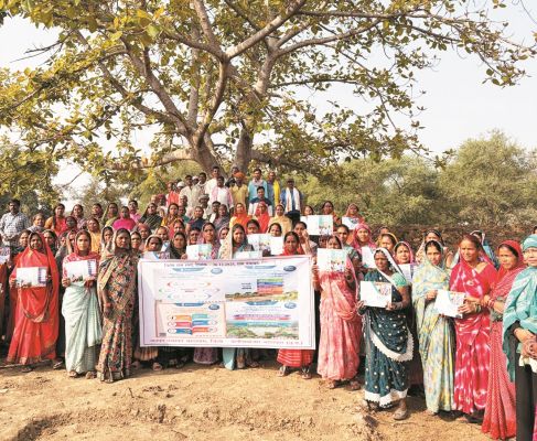 वीबी-जीरामजी योजना व क्यूआर कोड की दी जानकारी