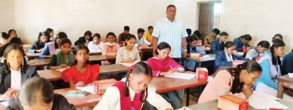 जिला स्तर गौ विज्ञान परीक्षा में बच्चों ने दिखाया उत्साह