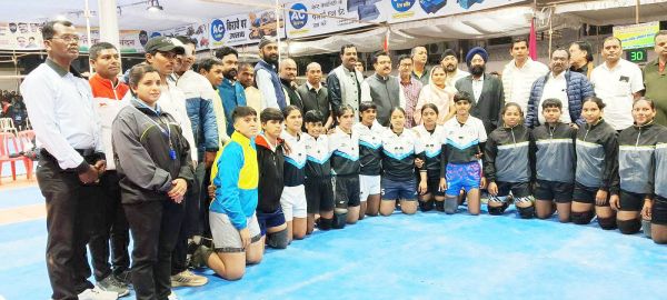 अखिल भारतीय कबड्डी स्पर्धा: पुरुष वर्ग में कोलकाता और महिला में राजनांदगांव प्रथम