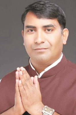 भाजपा सरकार में किसान रोज खा रहे हैं धोखा - महेन्द्र