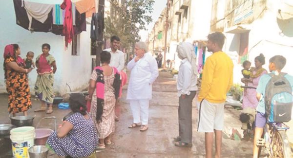 बाम्बे आवास उरला की मकान जर्जर हालत में- वोरा