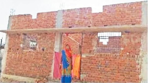 बलौदाबाजार पहुंचे वित्त मंत्री ओपी चौधरी से मिले आवास मित्र