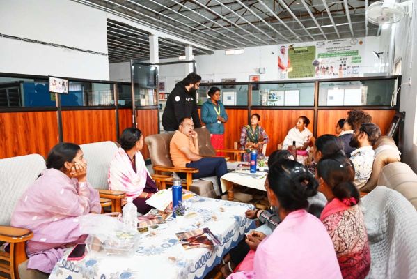 महुआ बना आजीविका का मॉडल, सुपरफूड के रूप में बनाई पहचान