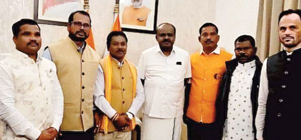 वेतन संशोधन की राह तेज करने दिल्ली पहुंचे बस्तर सांसद