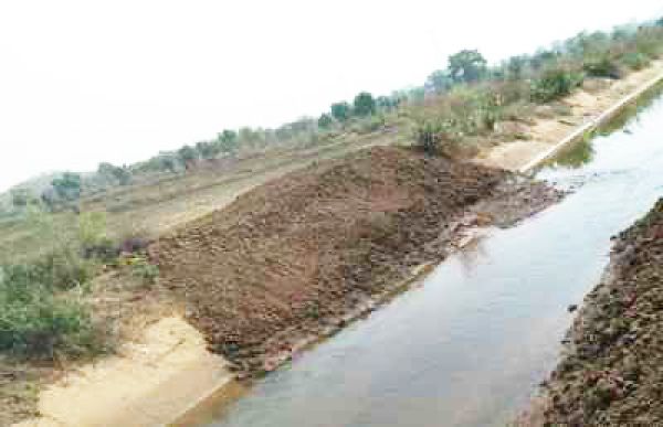 माइनर कैनाल नवीनीकरण से हजार एकड़ में पहुंचेगी सिंचाई सुविधा