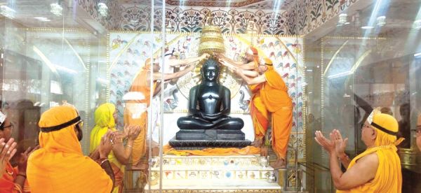  मुनिसुब्रत नाथ भगवान का मोक्ष दिवस मना