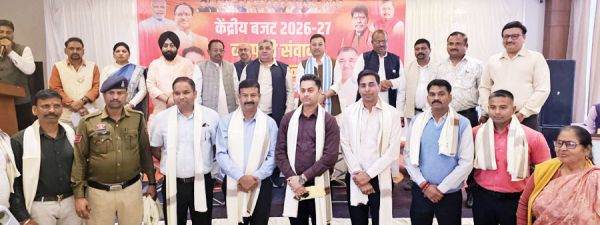 20 लाख की लूट का चंद घंटों में खुलासा, कारोबारियों ने किया सरगुजा पुलिस का सम्मान