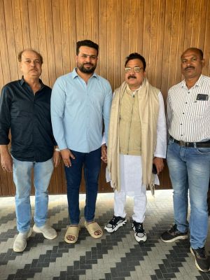 हमारे धर्मग्रंथों की आत्मा संस्कृत को बचाने हर संभव प्रयास करेंगे-द्वारिकाधीश यादव