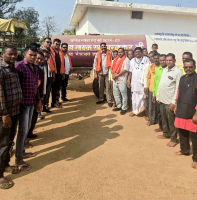 धामनतोरी में रामायण महोत्सव ,  ग्रामीणों को पानी टैंकर समर्पित