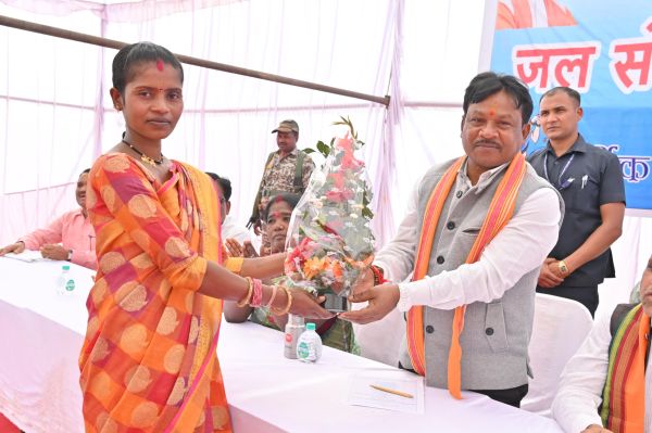 मारकंडी नदी के कटाव से ग्रामीणों को मिलेगी मुक्ति