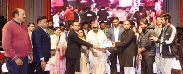 मैनपाट महोत्सव सरगुजा की पहचान, आने वाले वर्षों में होगा और भव्य आयोजन- सांसद चिंतामणि महाराज