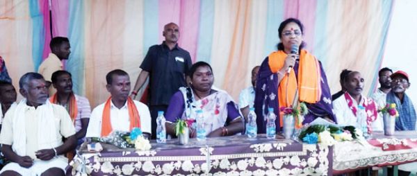 विधायक ने पुसावण्ड-बड़ेबंजोड़ा में किया लाखों के विकास कार्यों का भूमिपूजन-लोकार्पण