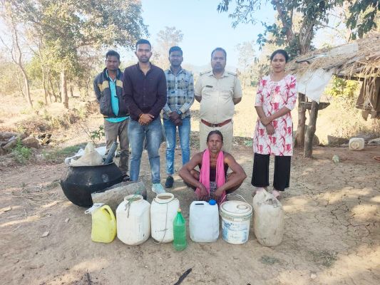 अवैध महुआ  शराब जब्त