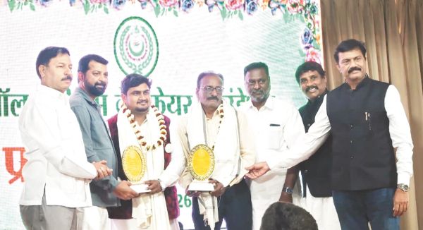 मुस्लिम वेलफेयर फाउंडेशन ने किया उत्कृष्ट कार्यों का सम्मान