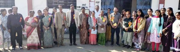 राज मोहिनी देवी पीजी कॉलेज में विज्ञान संगोष्ठी आयोजित