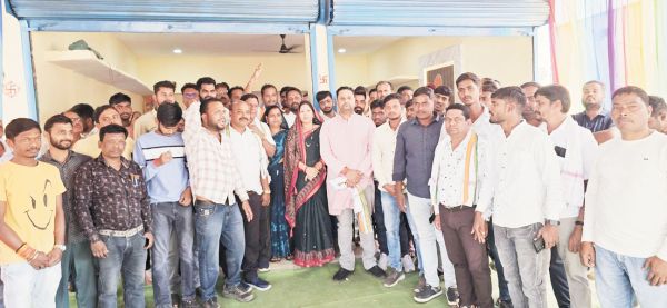 खरसिया विधायक ने सालर कनकबीरा कांग्रेस मंडल कार्यालय का किया उद्घाटन