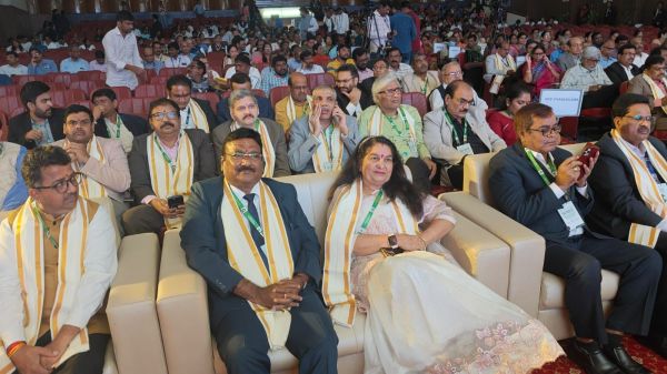 भारतीय विश्वविद्यालय संघ की बैठक में संगीत विवि की कुलपति हुर्इं शामिल