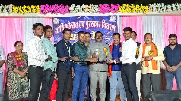 केशकाल महाविद्यालय का वार्षिकोत्सव बना यादगार,  मंच पर झूमे विद्यार्थी