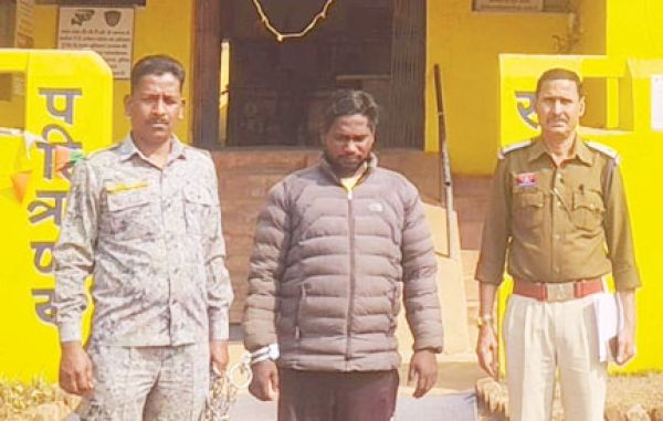 हिंगलाजिन मंदिर में चोरी का एक आरोपी गिरफ्तार, फरार की तलाश