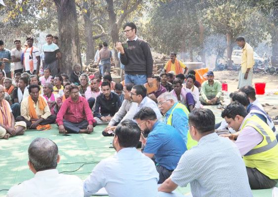तलईपल्ली खनन योजना पर ग्रामीणों के साथ त्रिपक्षीय बैठक, धरना खत्म