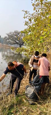 कस्तूरबा गांधी की पुण्यतिथि पर स्वच्छता अभियान 