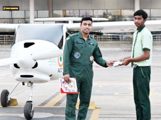 नारायणपुर के एनसीसी कैडेट्स ने देखा माँ दंतेश्वरी हवाई अड्डा