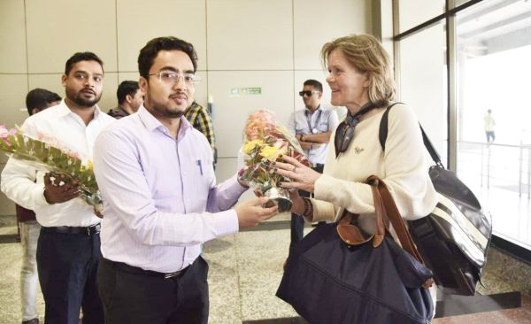 जंगल में बनाई जा रही अवैध महुआ शराब की भट्ठी नष्ट