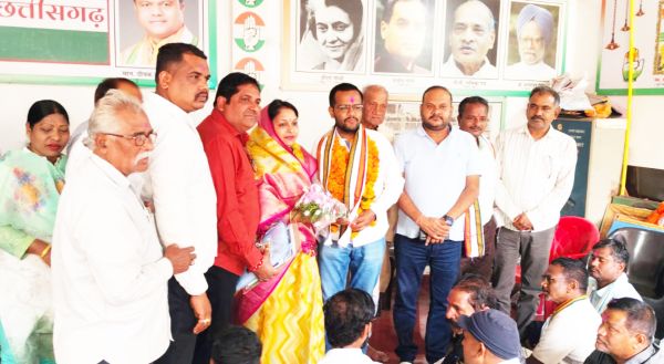 महिम शुक्ला ने संभाला ब्लॉक कांग्रेस अध्यक्ष का पद