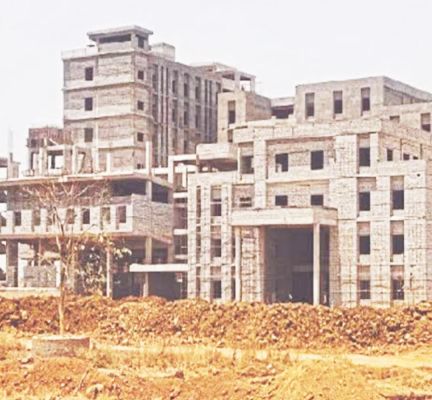 महासमुंद मेडिकल कॉलेज की चौथी बैच शुरू,  अब भी 96 पद खाली