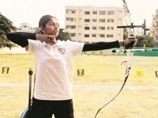  क्षमा पिस्दा ने तीरंदाजी में जीता रजत पदक