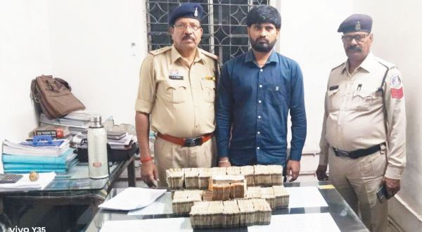 समता कॉलोनी श्याम खाटू मंदिर के पास एक्टिवा में मिले 75 लाख नगद